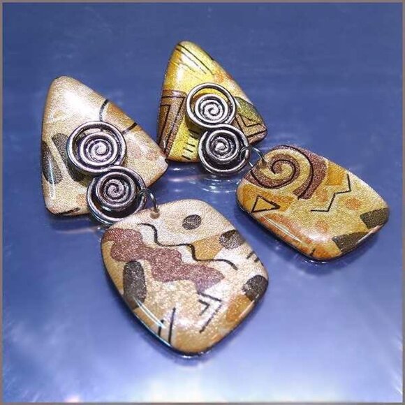 1980s Gold Modern Mosaic Dangle Vintage Pierced Earrings - Picture 3 of 5